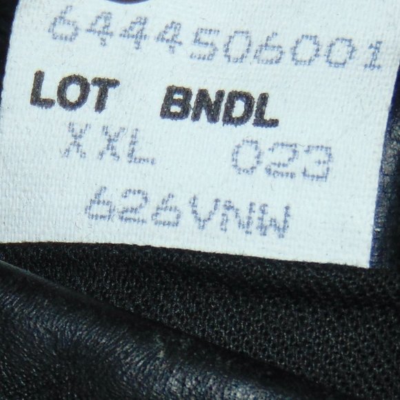 RARE Women’s Schott NYC 626VNW Perfecto Limited Edition UFC Conor McGregor Jkt. - Picture 11 of 11